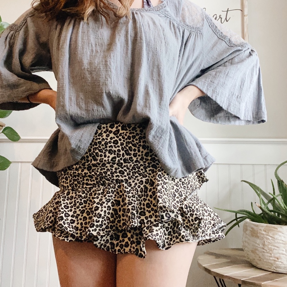 ❖ SOLD ❖ Ruffled Cheetah Skirt